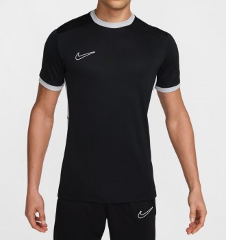 Nike FZ9758 TRAININGSSHIRT schwarz